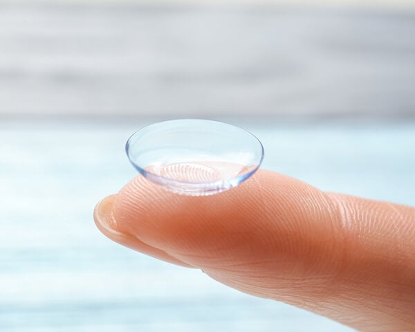Advice on choosing toric contact lenses